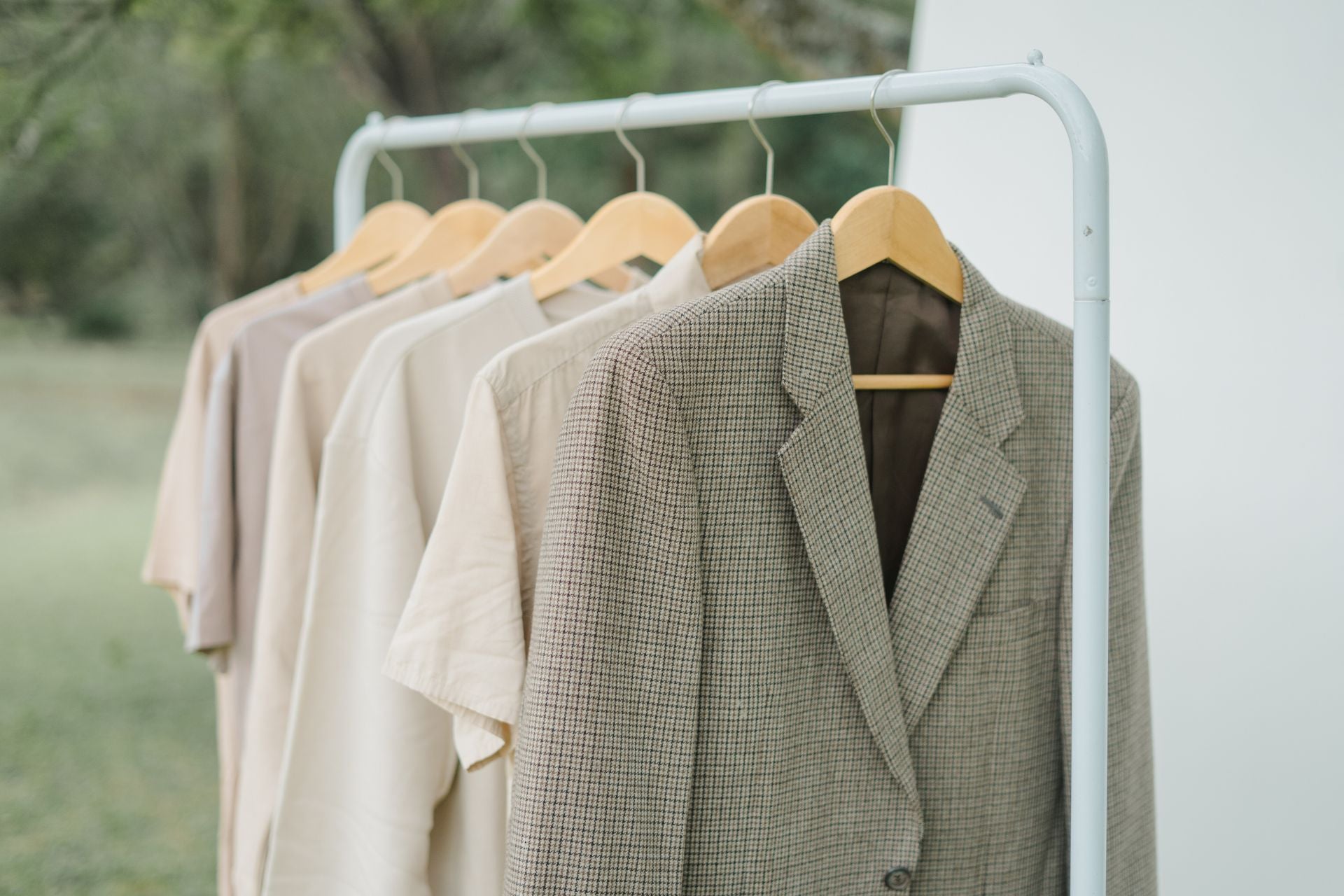 Sådan bygger du en bæredygtig garderobe med tidløst design
